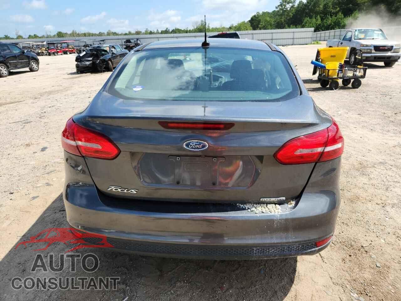 FORD FOCUS 2016 - 1FADP3E22GL374097