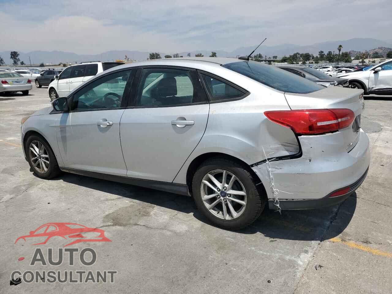 FORD FOCUS 2017 - 1FADP3F26HL236093