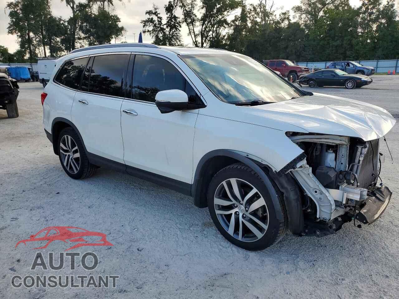 HONDA PILOT 2017 - 5FNYF5H98HB005428