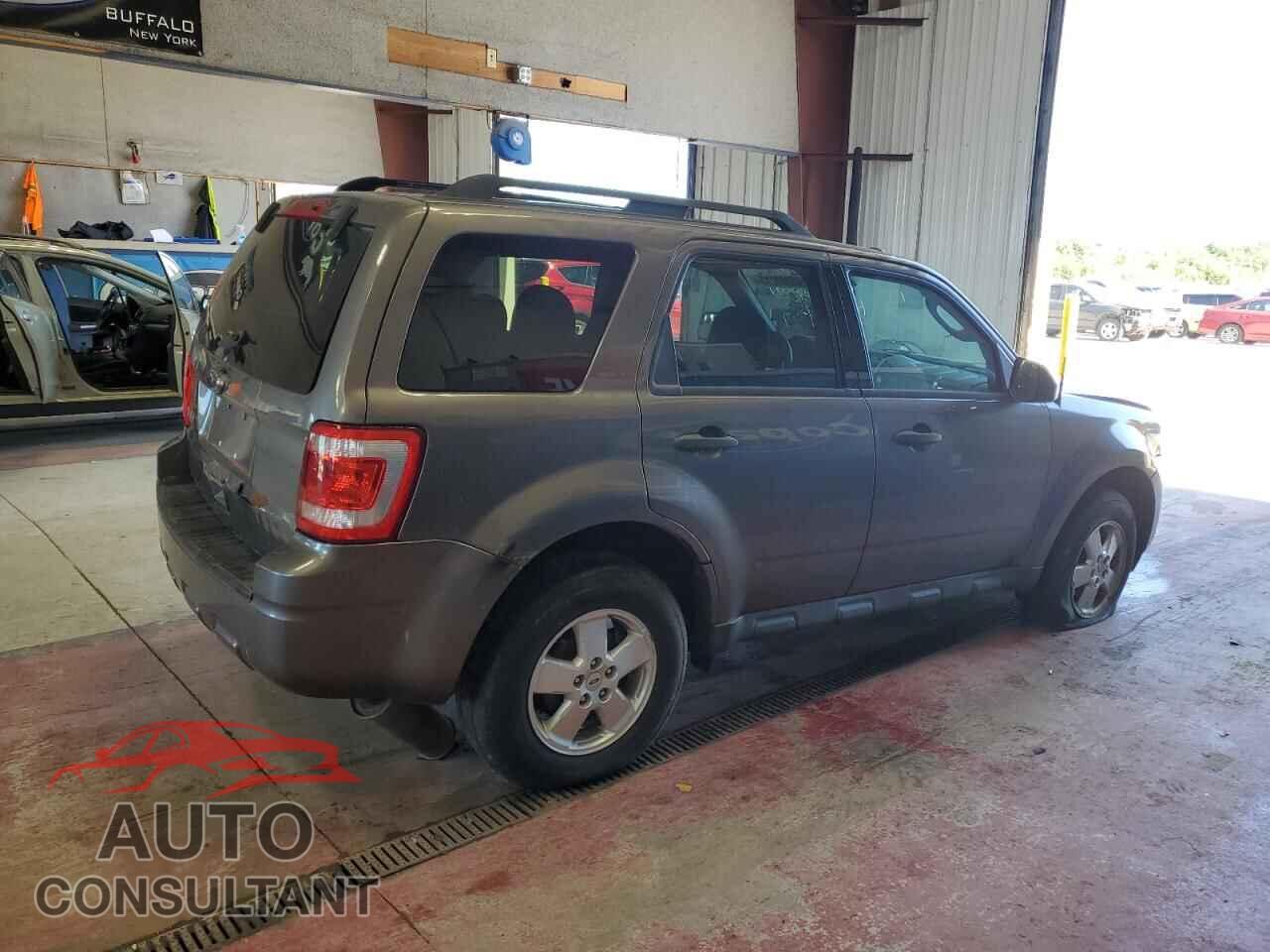 FORD ESCAPE 2011 - 1FMCU9D78BKB11377
