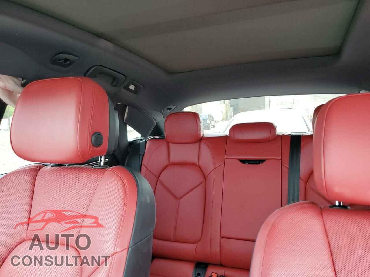 PORSCHE MACAN 2018 - WP1AA2A58JLB11398