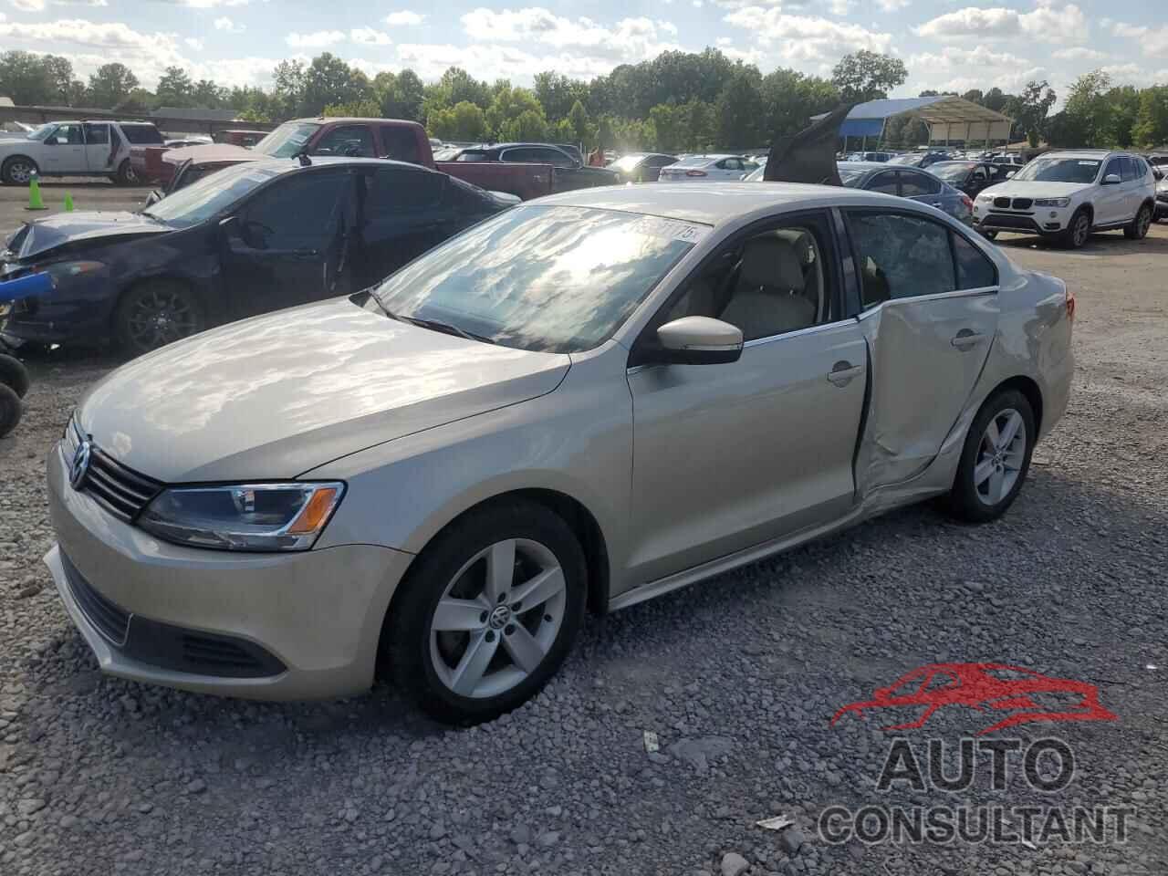 VOLKSWAGEN JETTA 2014 - 3VWLL7AJ9EM267370