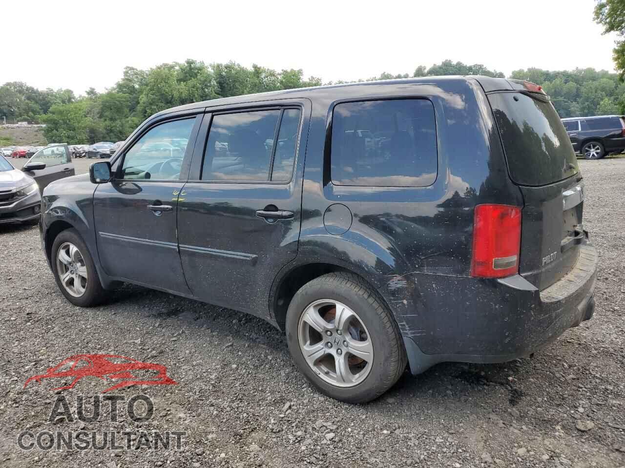 HONDA PILOT 2014 - 5FNYF4H73EB004899