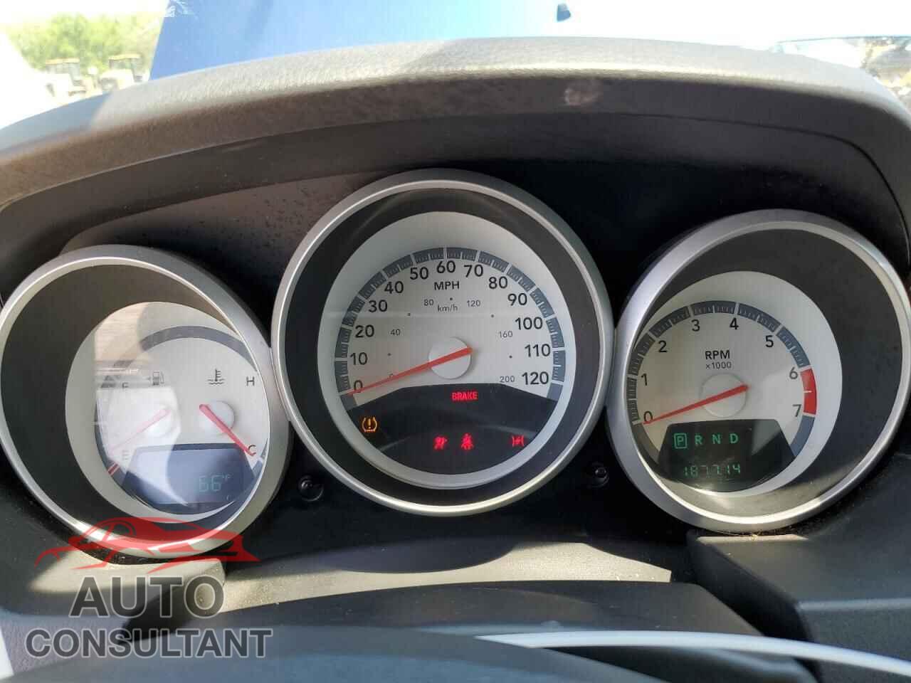 DODGE CARAVAN 2010 - 2D4RN3D14AR410890