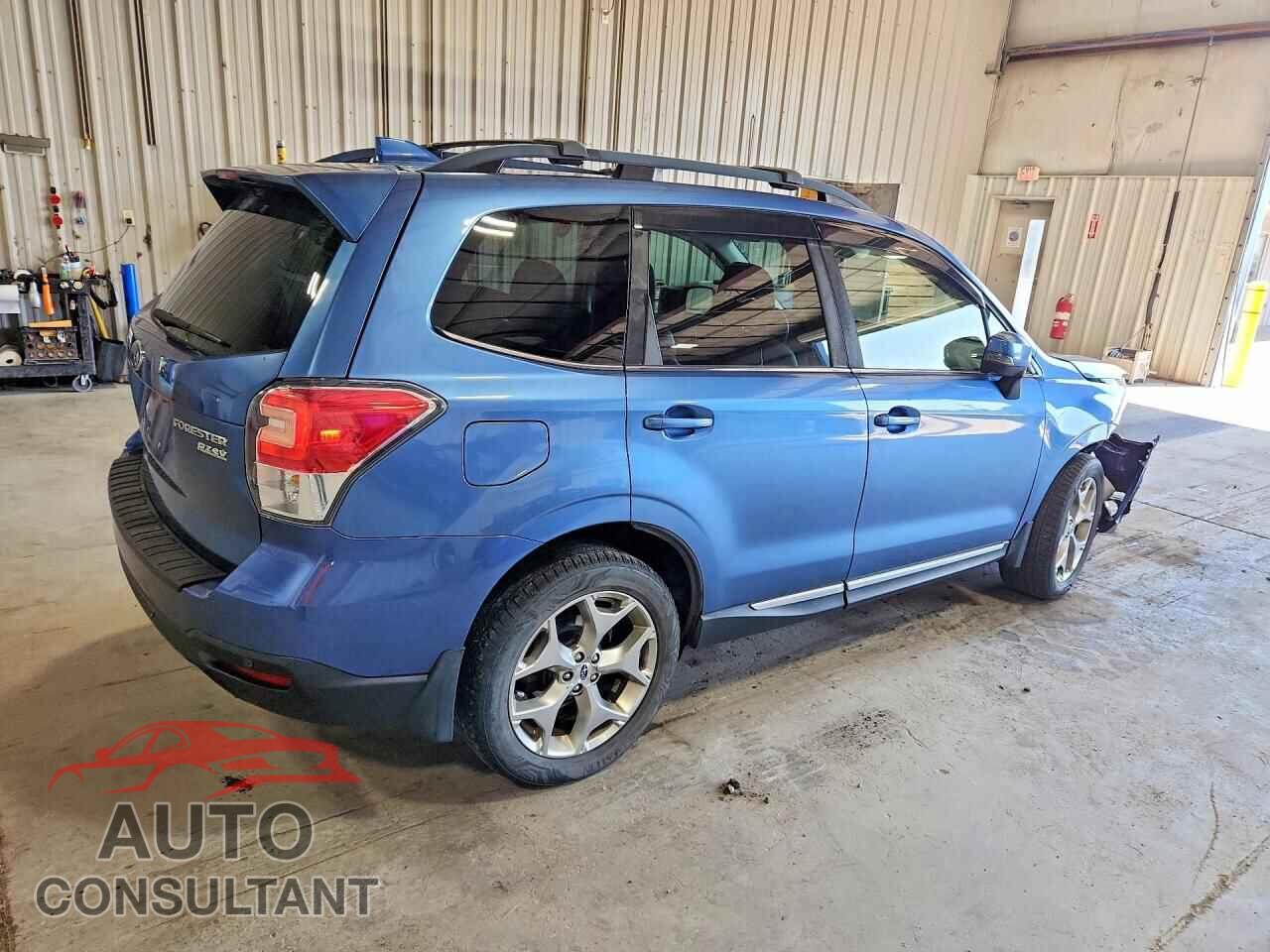 SUBARU FORESTER 2017 - JF2SJAWC7HH811385