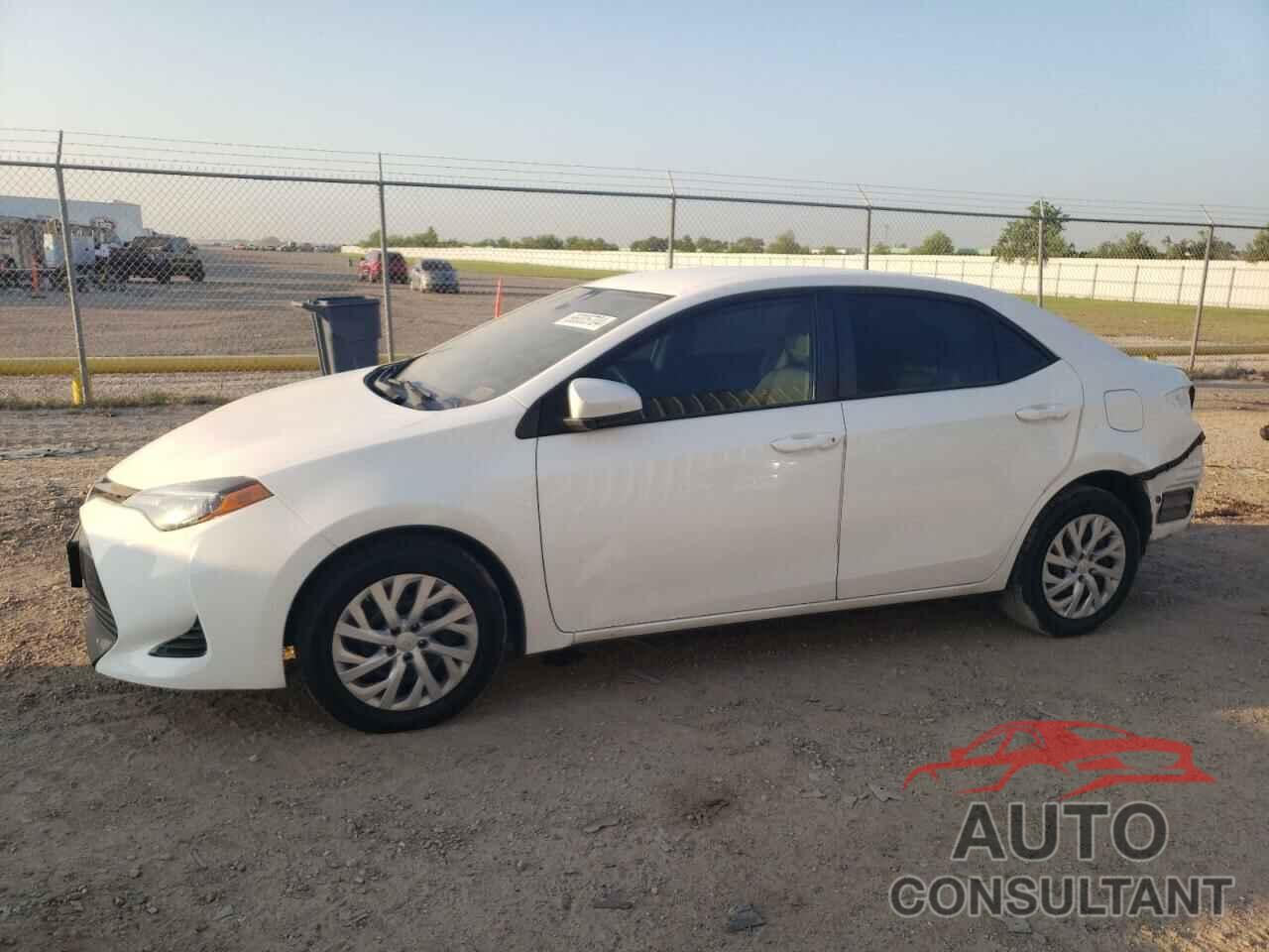 TOYOTA COROLLA 2018 - 5YFBURHE4JP743690