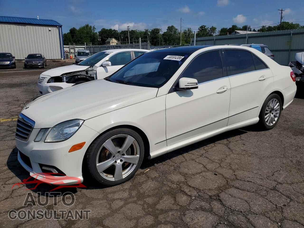 MERCEDES-BENZ E-CLASS 2011 - WDDHF8HB8BA292084