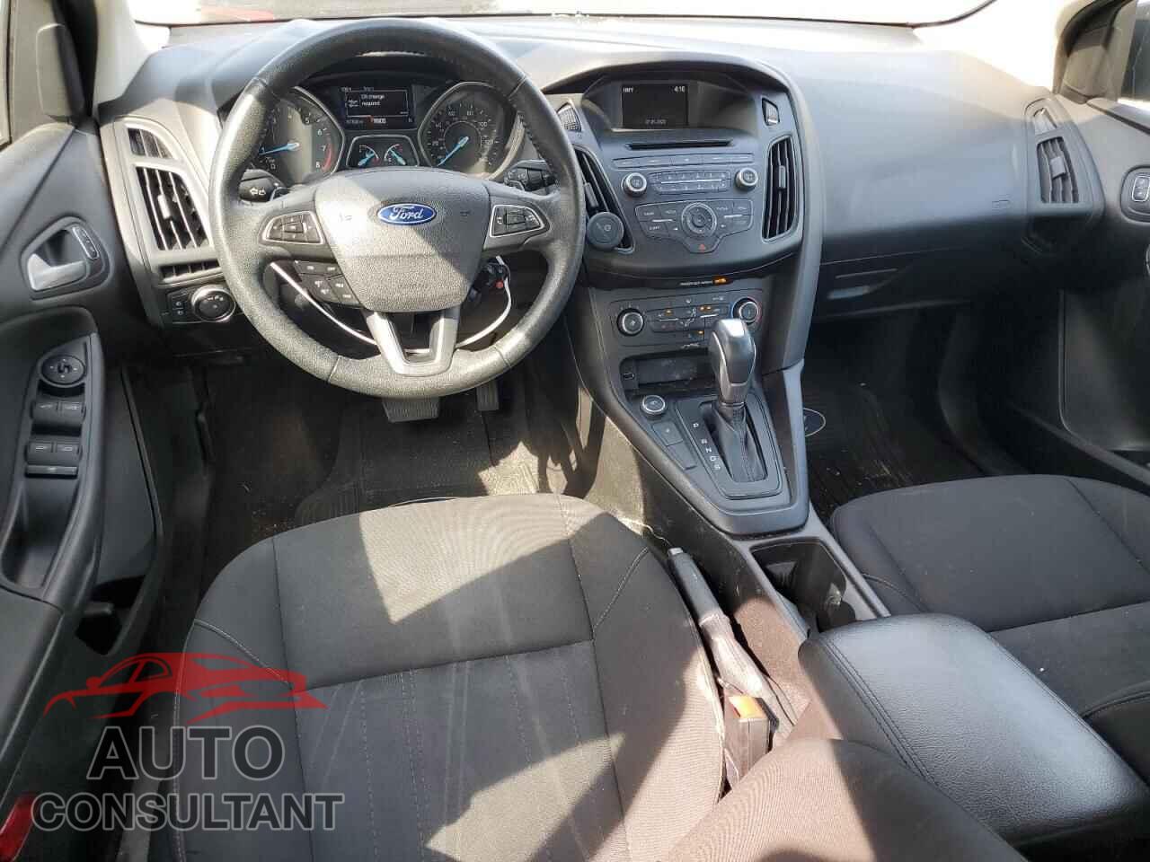 FORD FOCUS 2015 - 1FADP3K2XFL292427