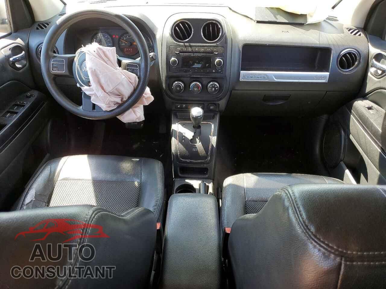 JEEP COMPASS 2015 - 1C4NJCBA0FD210013