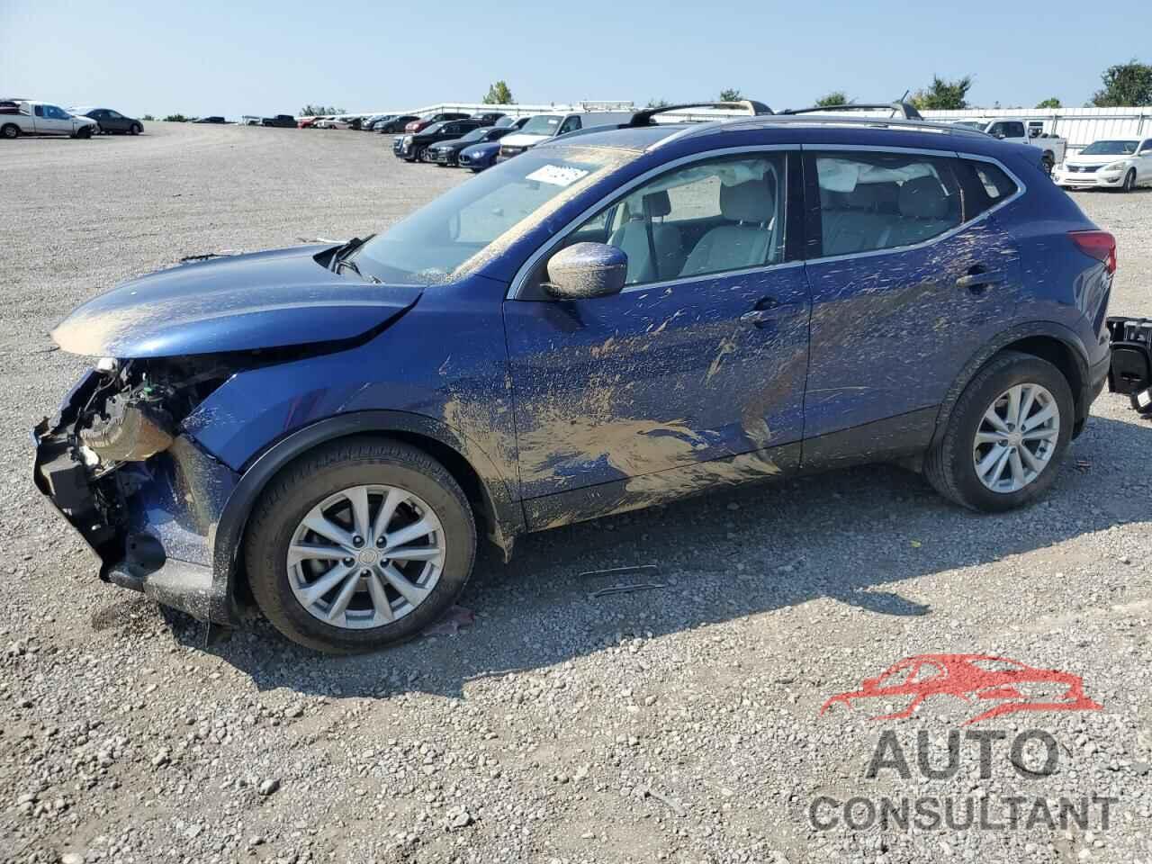 NISSAN ROGUE 2018 - JN1BJ1CR3JW289320