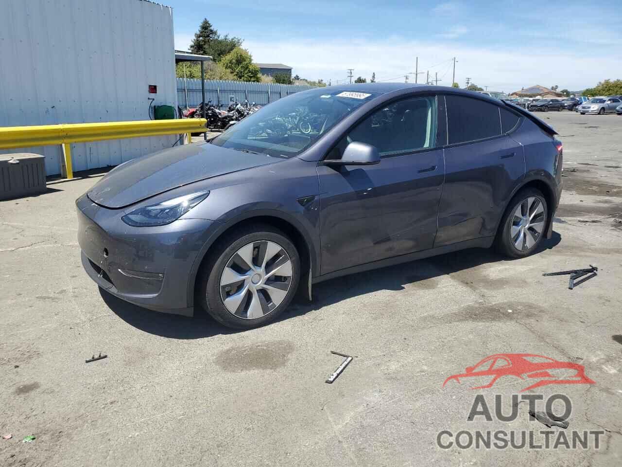 TESLA MODEL Y 2023 - 7SAYGDEE5PF885711