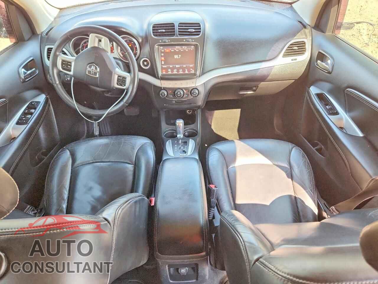DODGE JOURNEY 2015 - 3C4PDCBB2FT600369