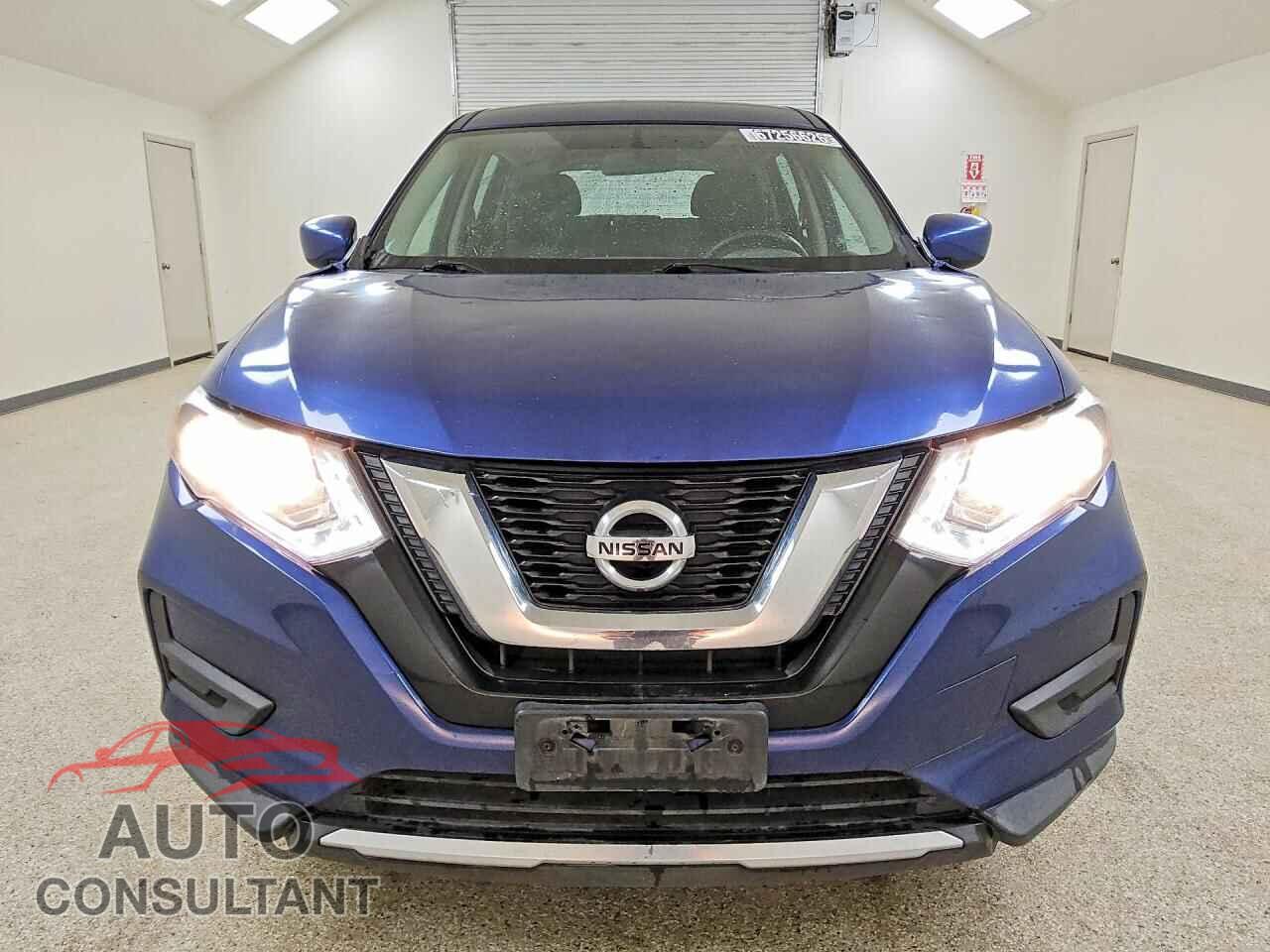 NISSAN ROGUE 2017 - KNMAT2MV3HP517812