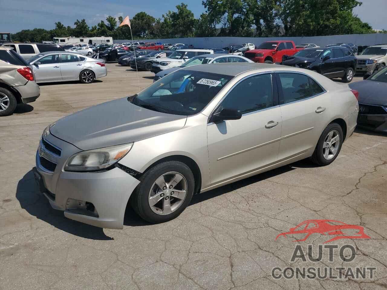 CHEVROLET MALIBU 2013 - 1G11B5SA2DF171412