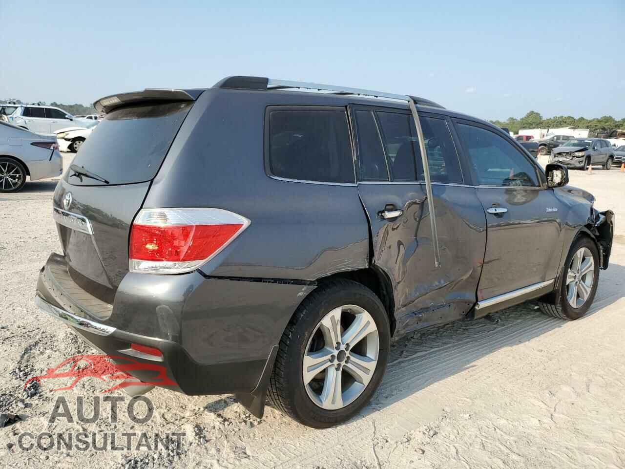 TOYOTA HIGHLANDER 2013 - 5TDYK3EH8DS119401