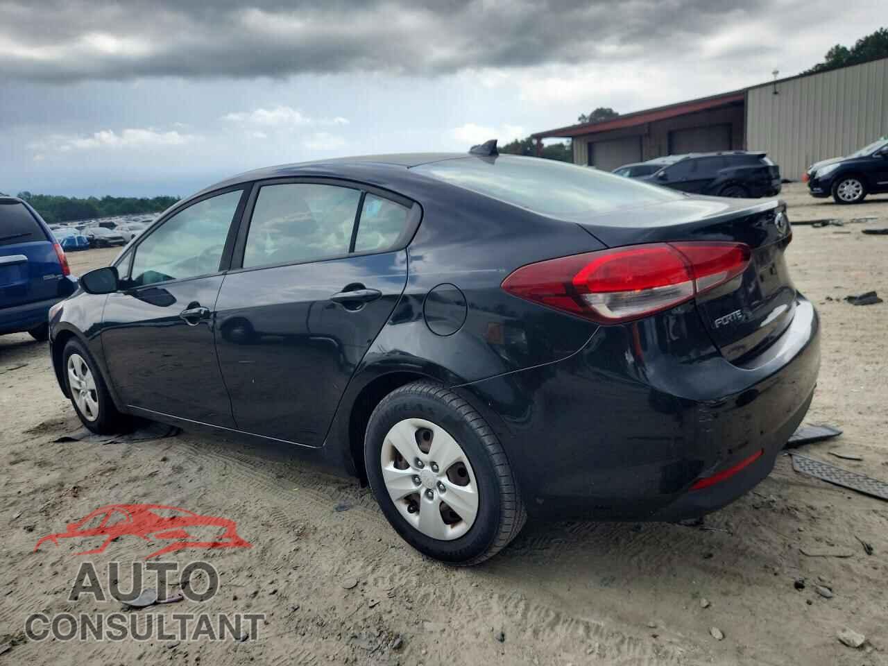 KIA FORTE 2017 - 3KPFK4A76HE130357