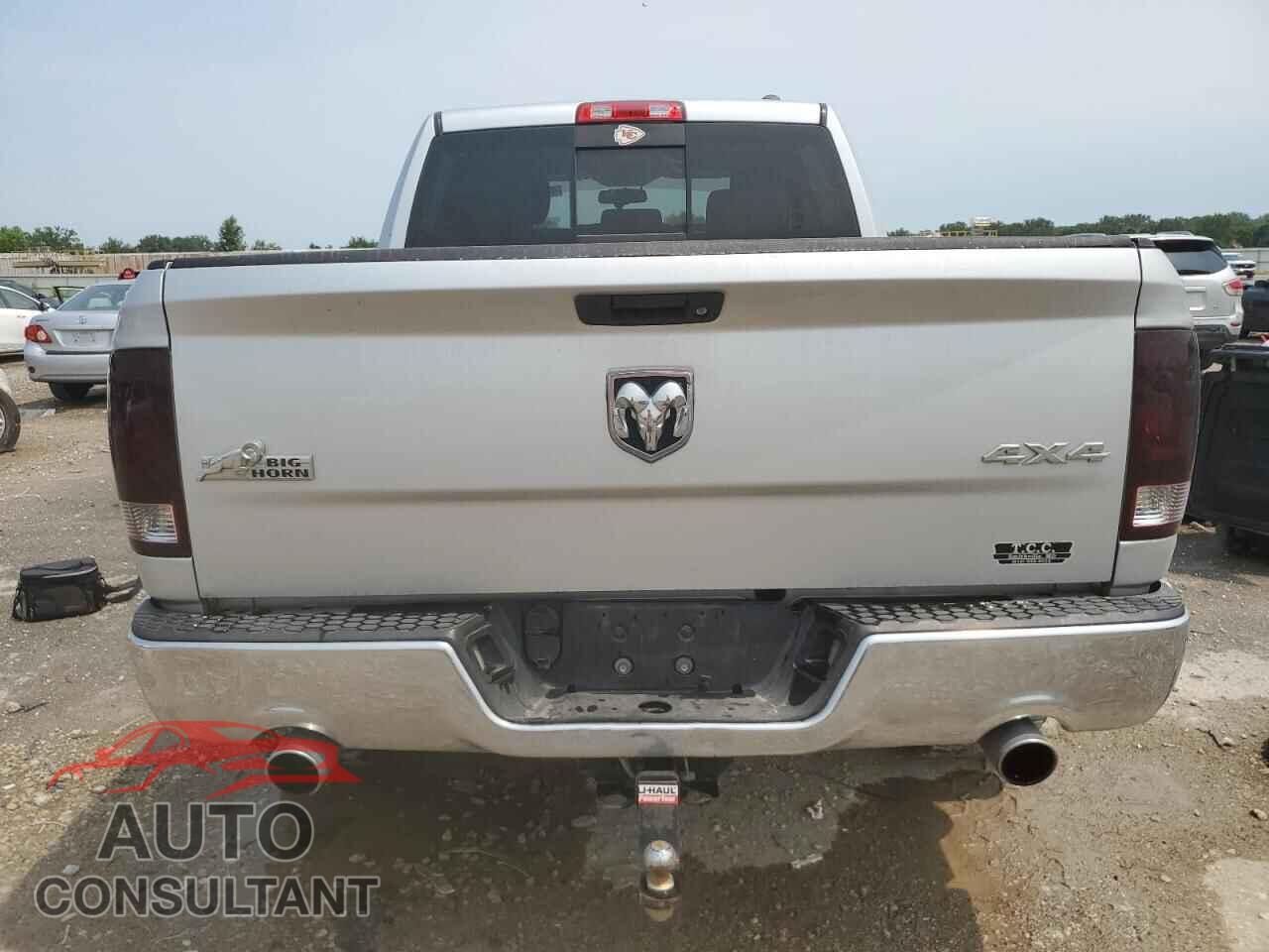 DODGE RAM 1500 2012 - 1C6RD7LT0CS180820