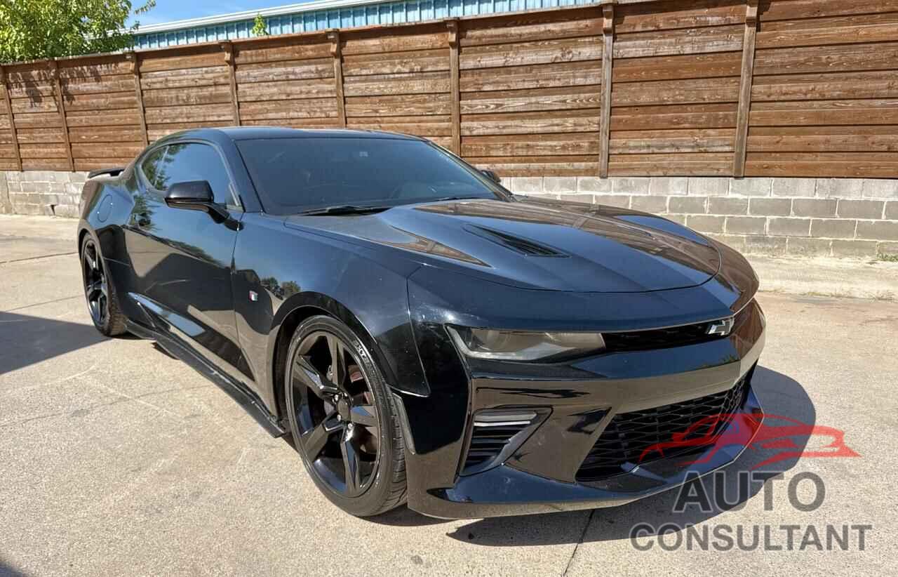 CHEVROLET CAMARO 2018 - 1G1FF1R71J0140700