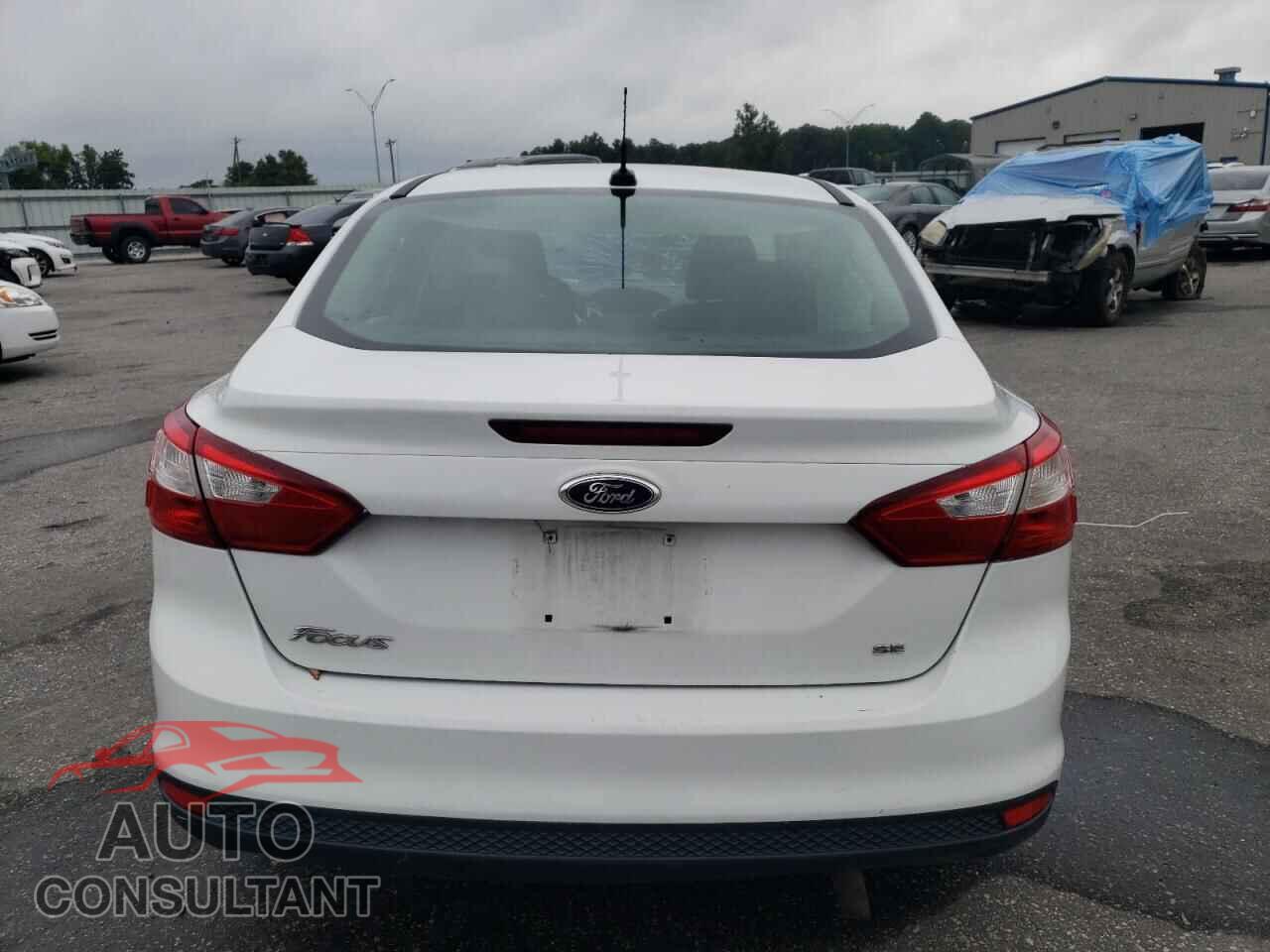 FORD FOCUS 2014 - 1FADP3F20EL249207