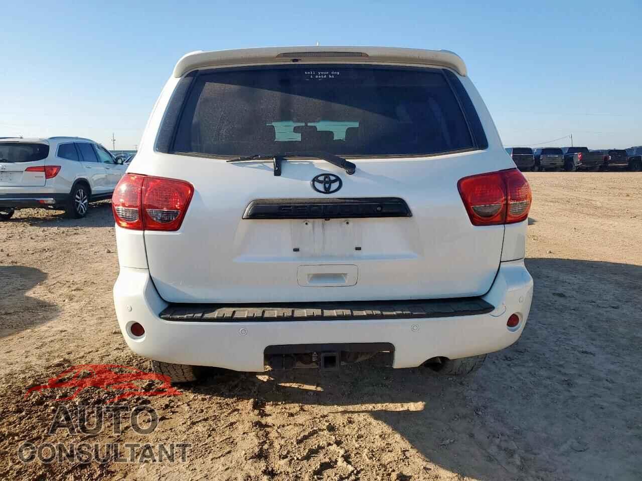 TOYOTA SEQUOIA 2012 - 5TDDW5G1XCS063877