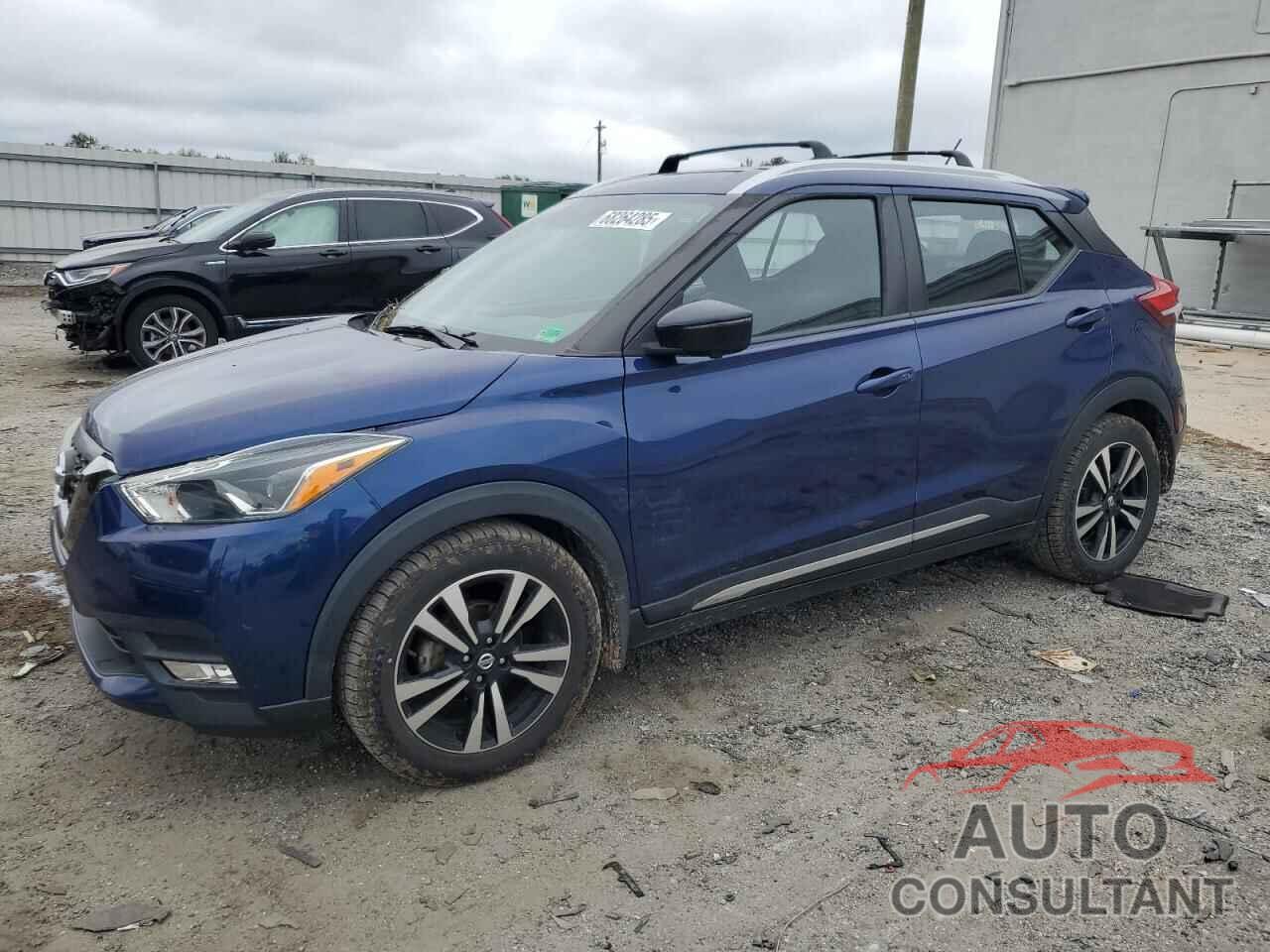 NISSAN KICKS 2018 - 3N1CP5CU0JL530058