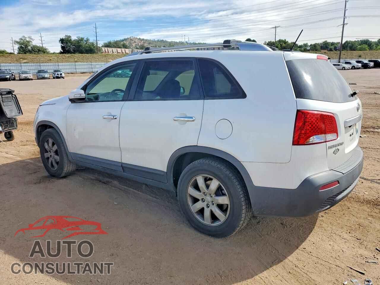 KIA SORENTO 2013 - 5XYKTDA23DG353730