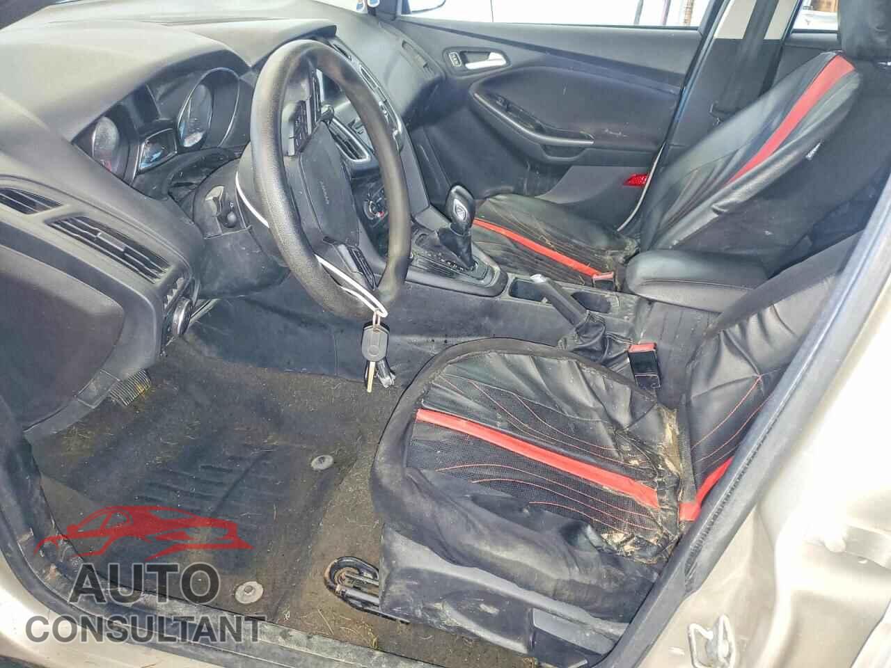 FORD FOCUS 2017 - 1FADP3M23HL228729