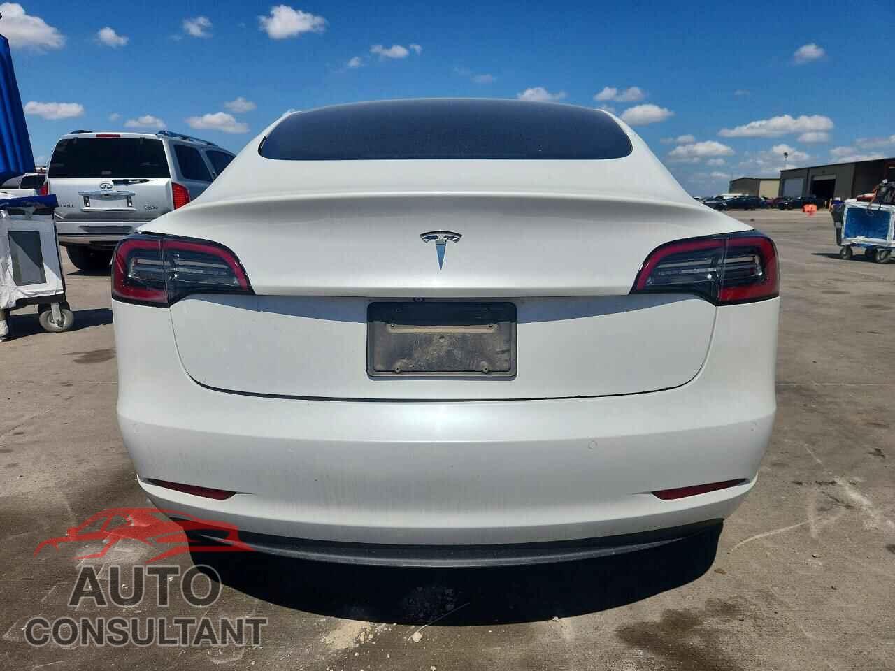 TESLA MODEL 3 2021 - 5YJ3E1EA3MF994415