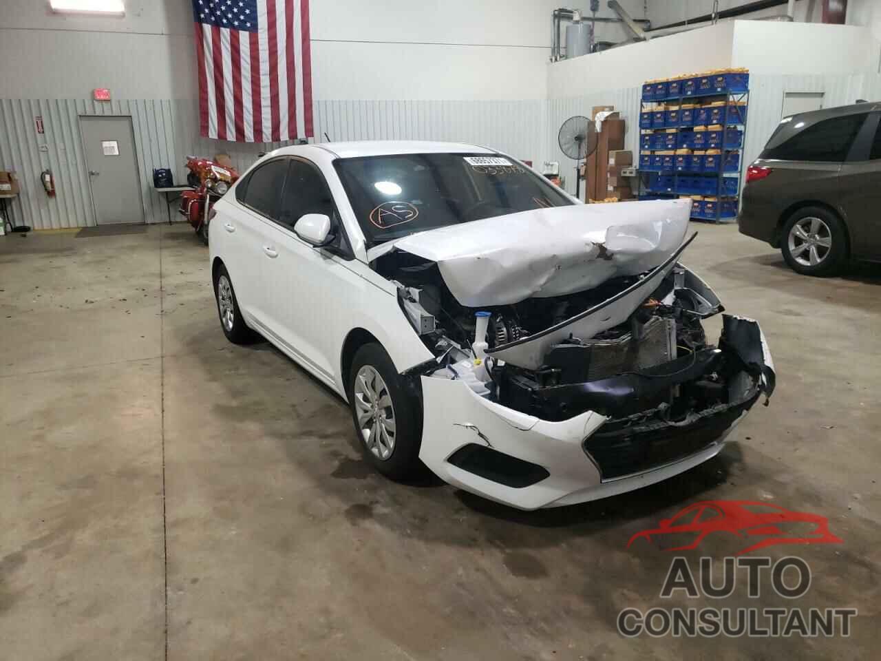 HYUNDAI ACCENT 2018 - 3KPC24A31JE033878