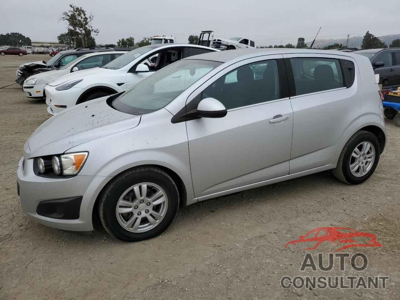 CHEVROLET SONIC 2013 - 1G1JC6SG9D4185794