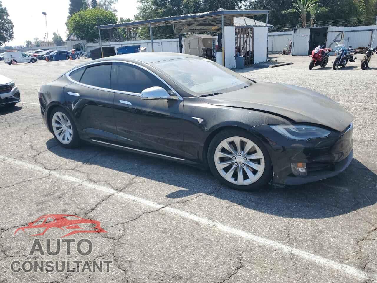 TESLA MODEL S 2018 - 5YJSA1E2XJF262245