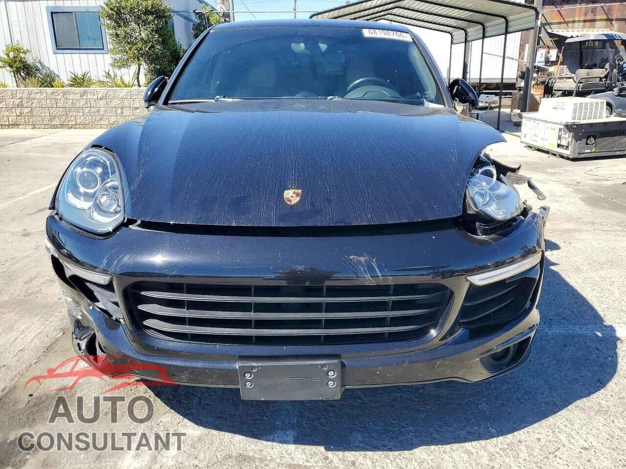 PORSCHE CAYENNE 2016 - WP1AA2A2XGKA14983