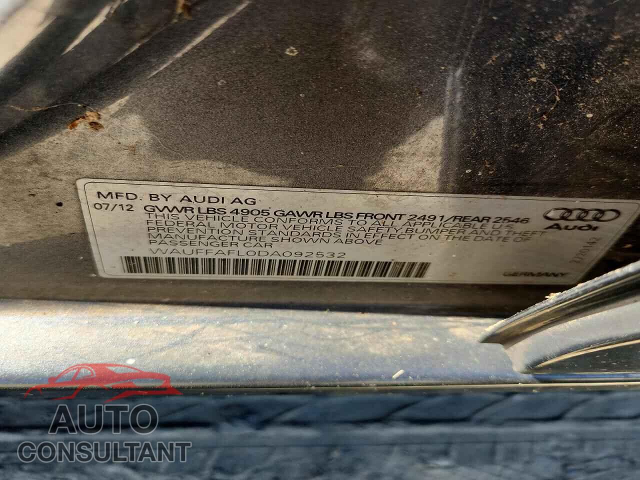 AUDI A4 2013 - WAUFFAFL0DA092532
