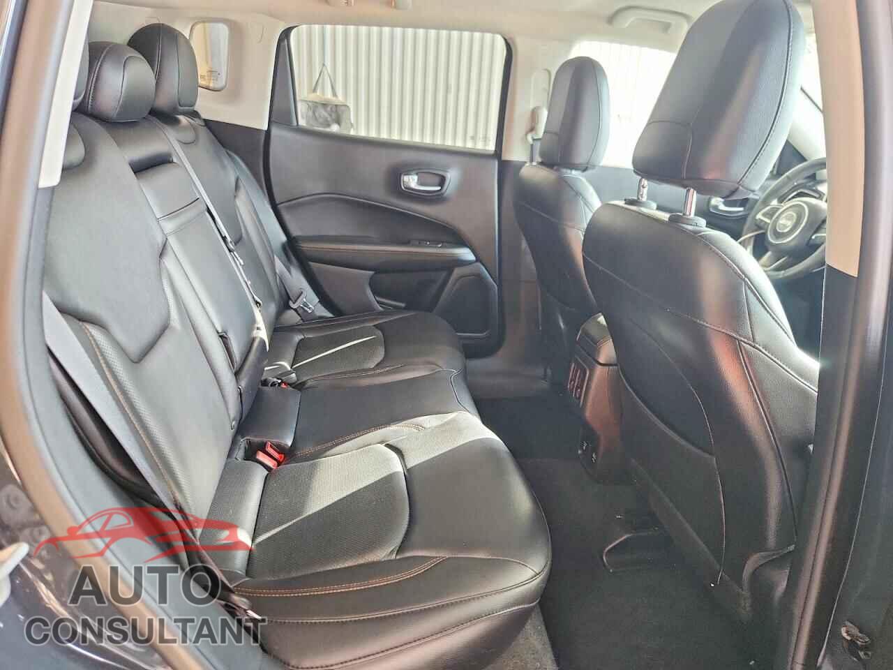 JEEP COMPASS 2017 - 3C4NJDCB2HT624808
