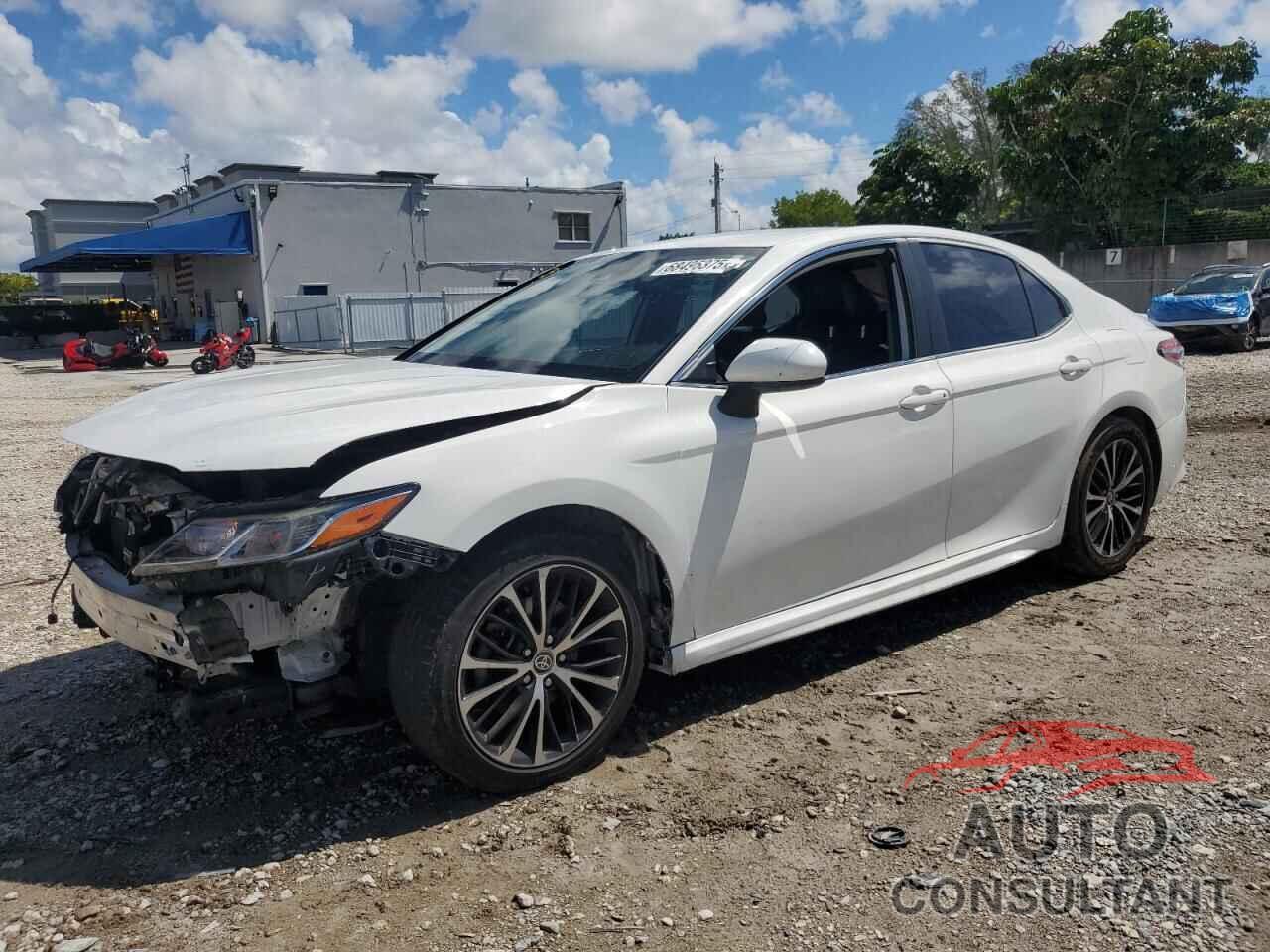 TOYOTA CAMRY 2020 - 4T1G11AK2LU359568