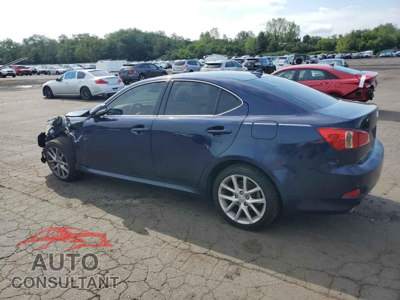 LEXUS IS 2012 - JTHCF5C21C5055147