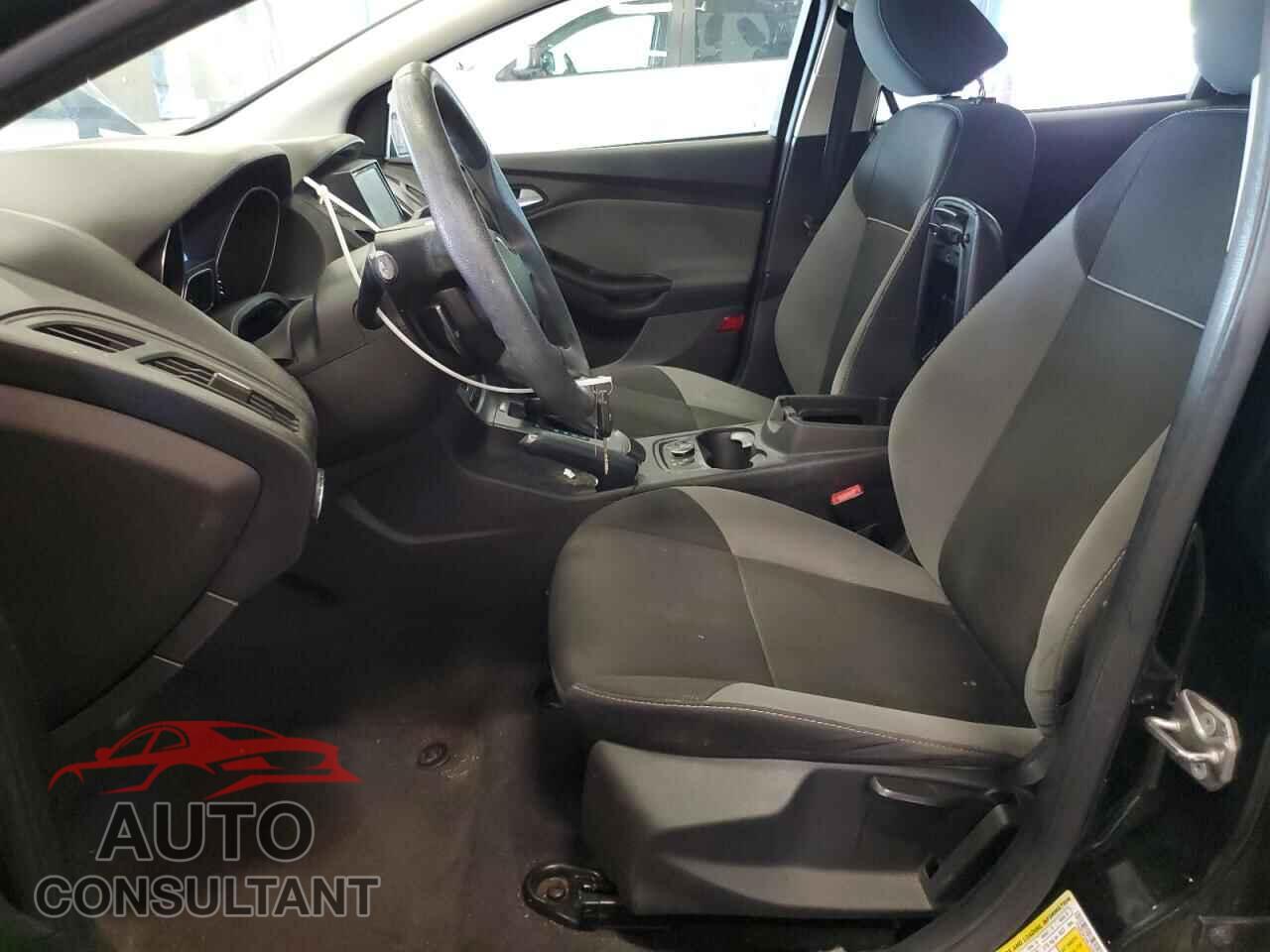 FORD FOCUS 2014 - 1FADP3F20EL349646
