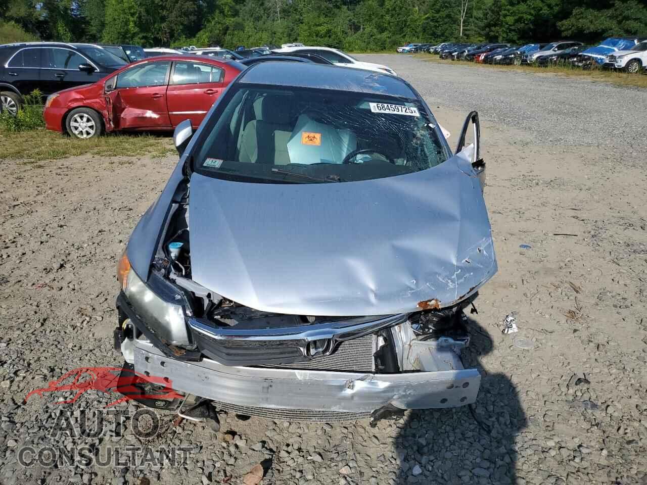 HONDA CIVIC 2012 - 2HGFB2F59CH532173