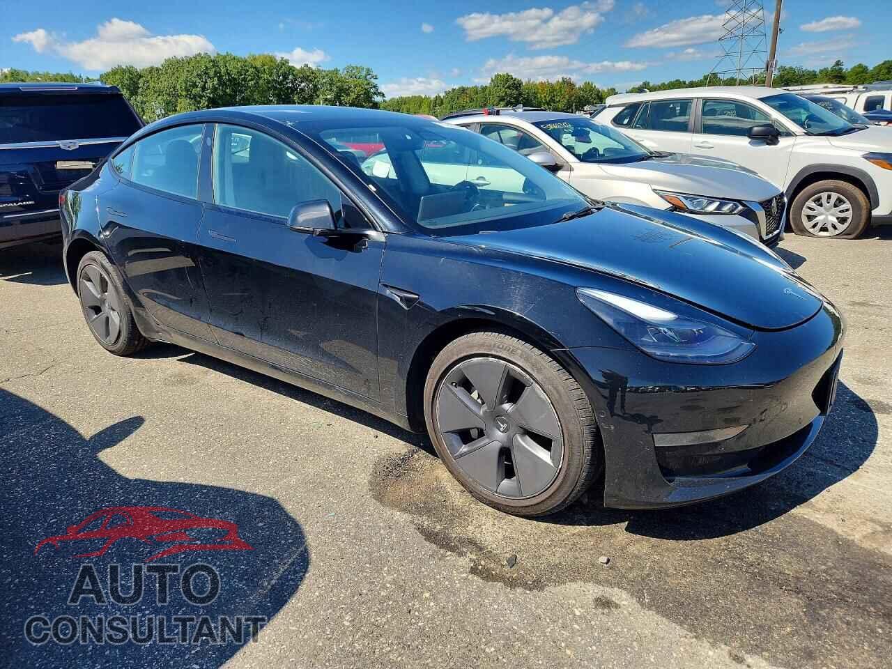 TESLA MODEL 3 2022 - 5YJ3E1EA0NF370539