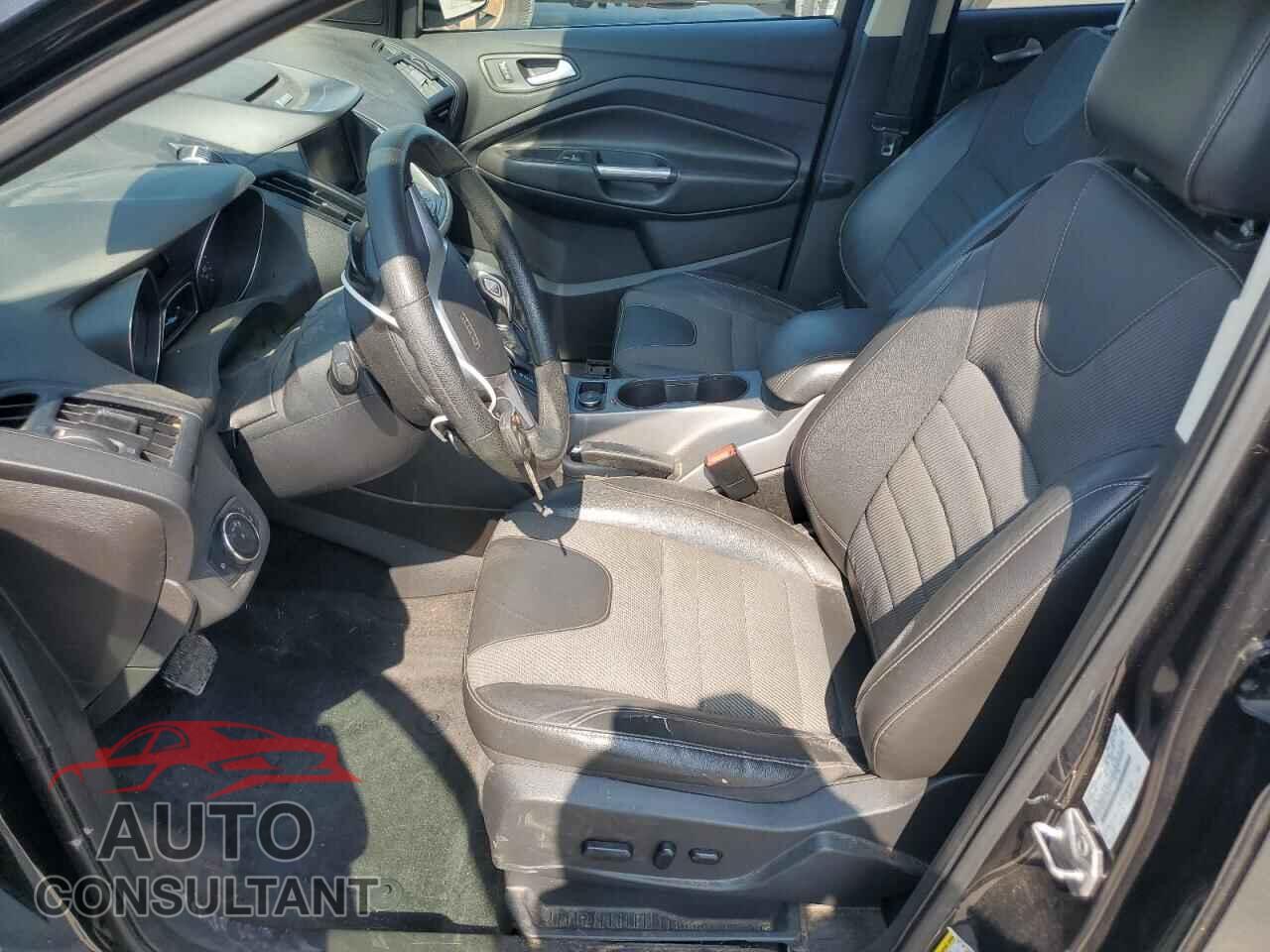 FORD ESCAPE 2014 - 1FMCU9GX4EUC17006