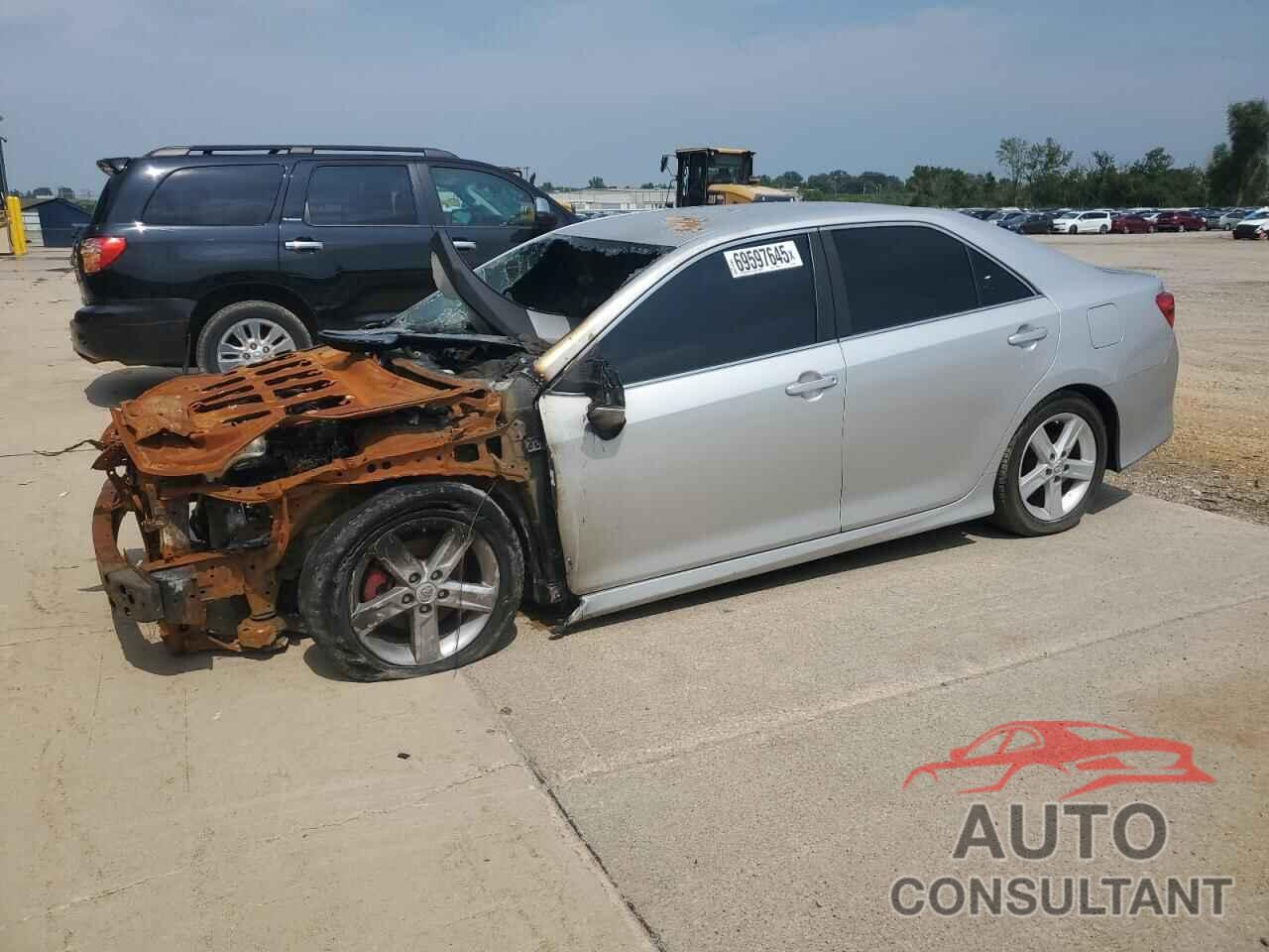 TOYOTA CAMRY 2014 - 4T1BF1FKXEU440650