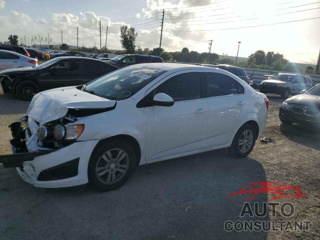 CHEVROLET SONIC 2016 - 1G1JC5SH4G4143315