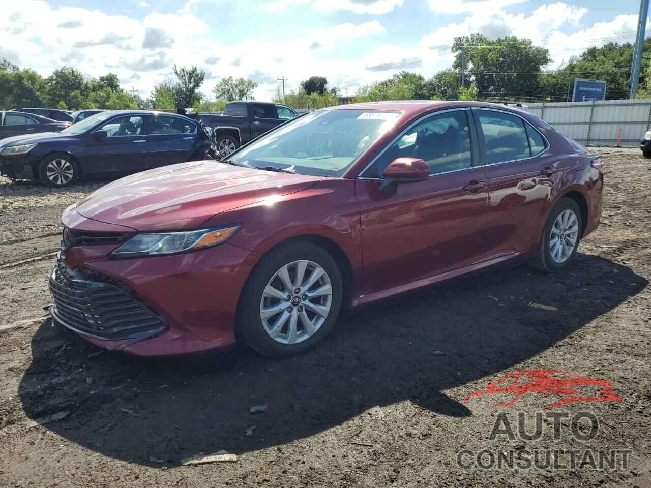 TOYOTA CAMRY 2018 - 4T1B11HK9JU556489
