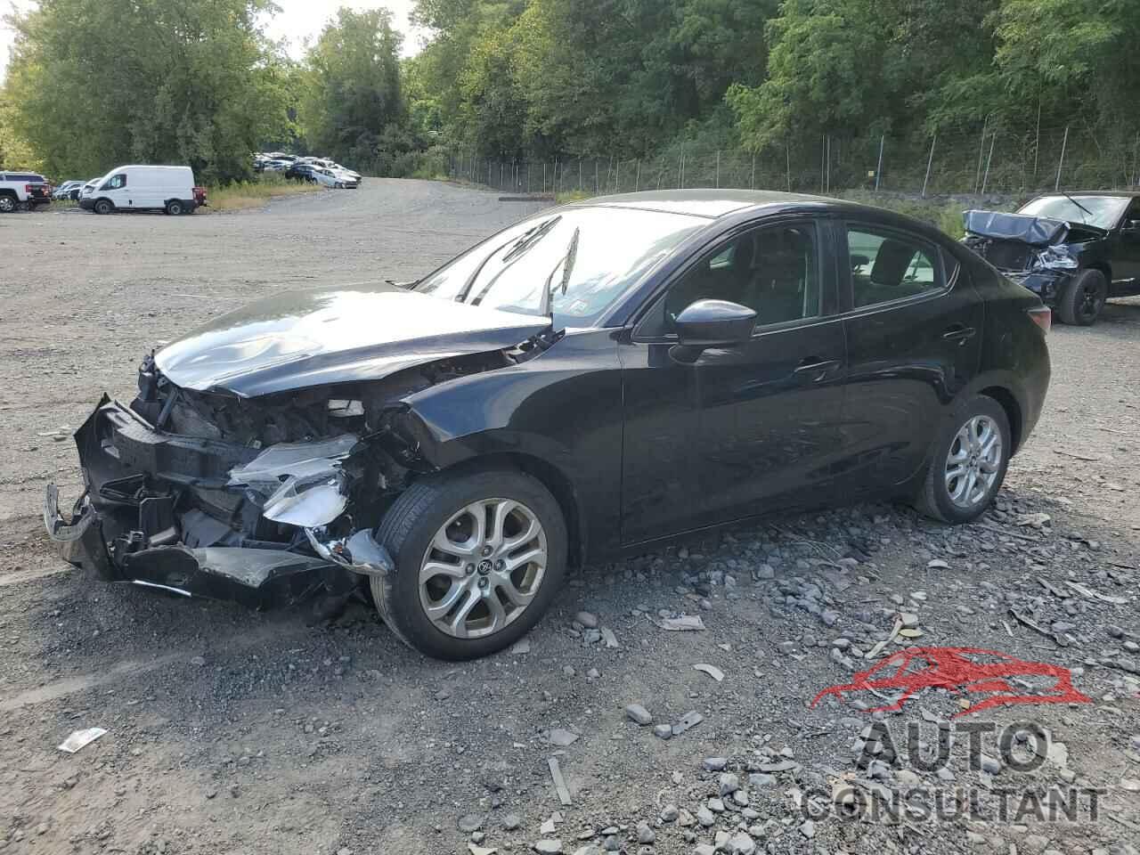 TOYOTA YARIS 2017 - 3MYDLBYV5HY148412