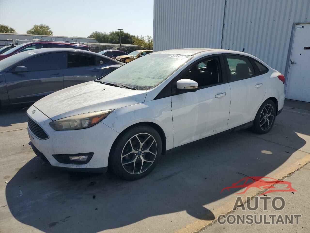 FORD FOCUS 2017 - 1FADP3H2XHL267036