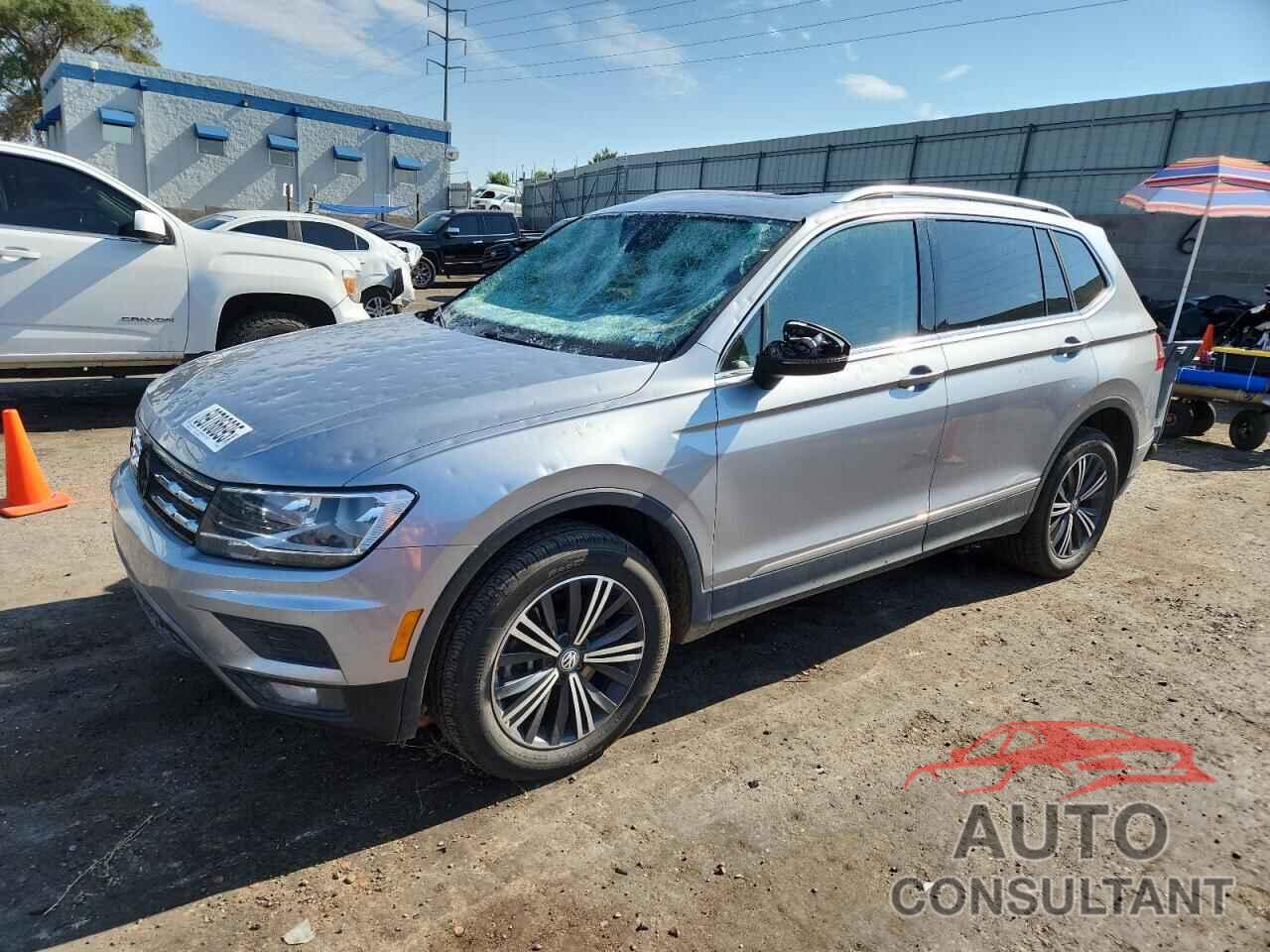 VOLKSWAGEN TIGUAN 2019 - 3VV2B7AX0KM102987