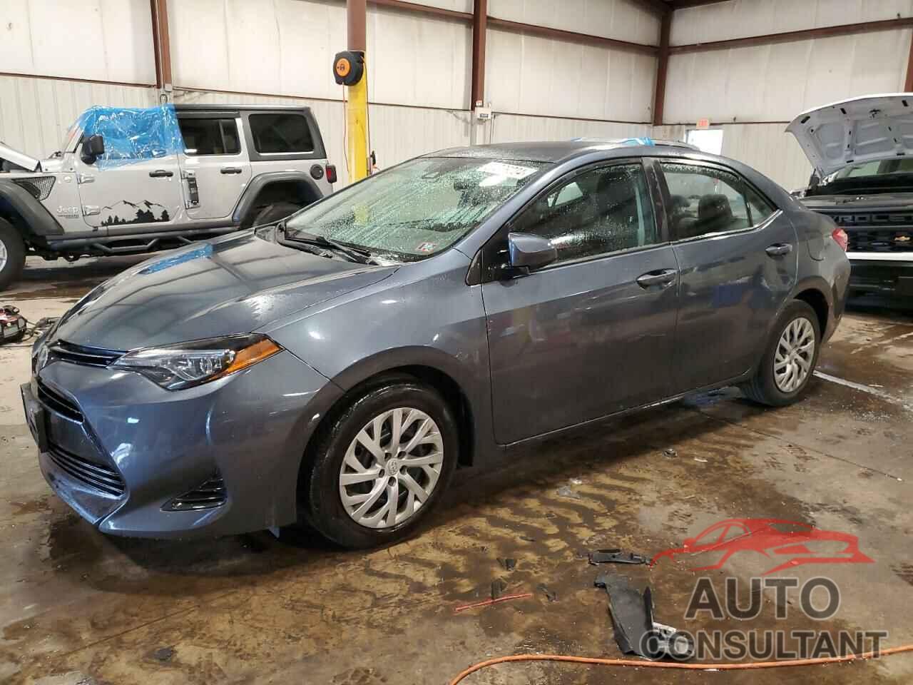 TOYOTA COROLLA 2018 - 2T1BURHE7JC074184