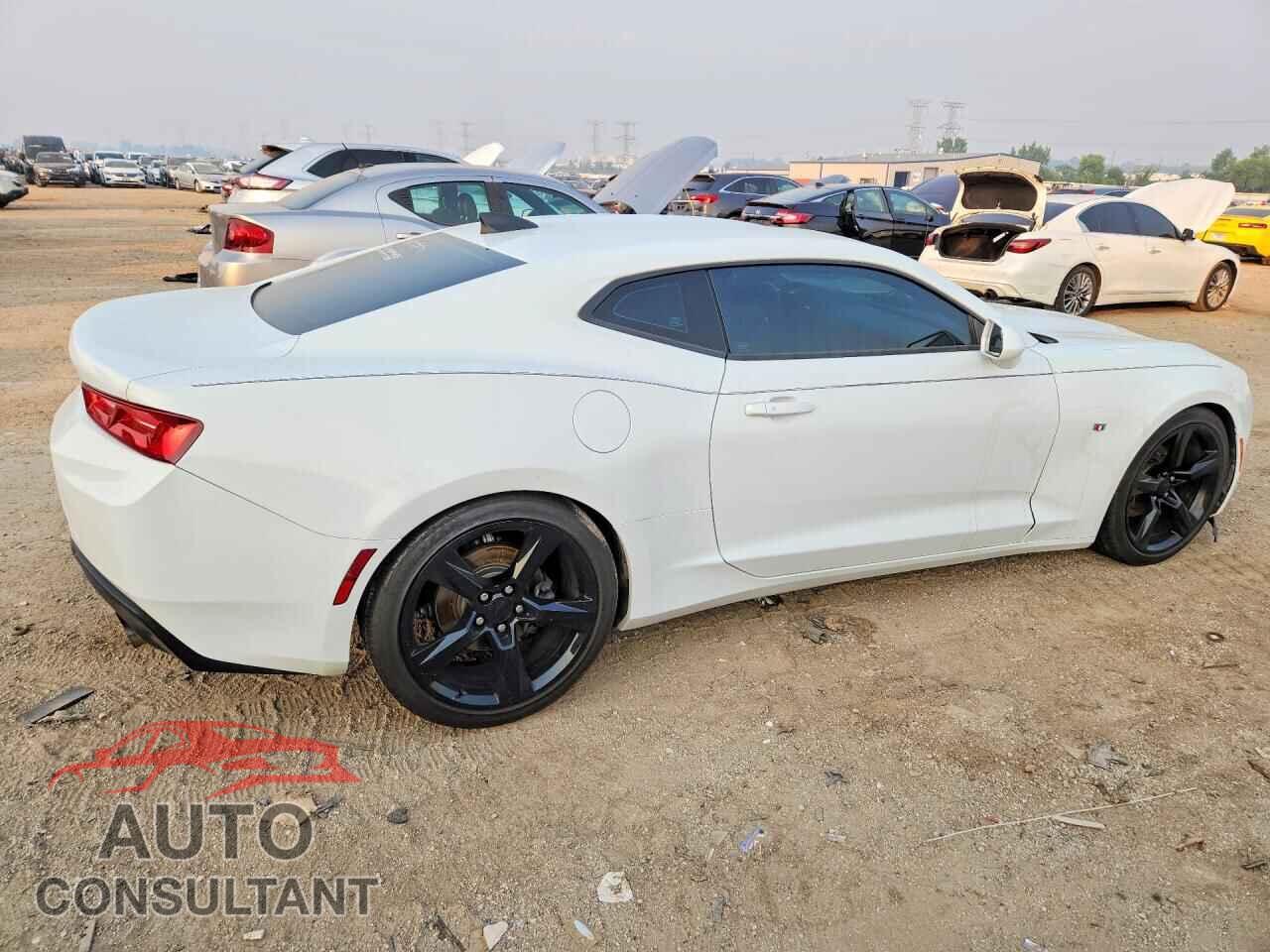 CHEVROLET CAMARO 2017 - 1G1FB1RX4H0215511
