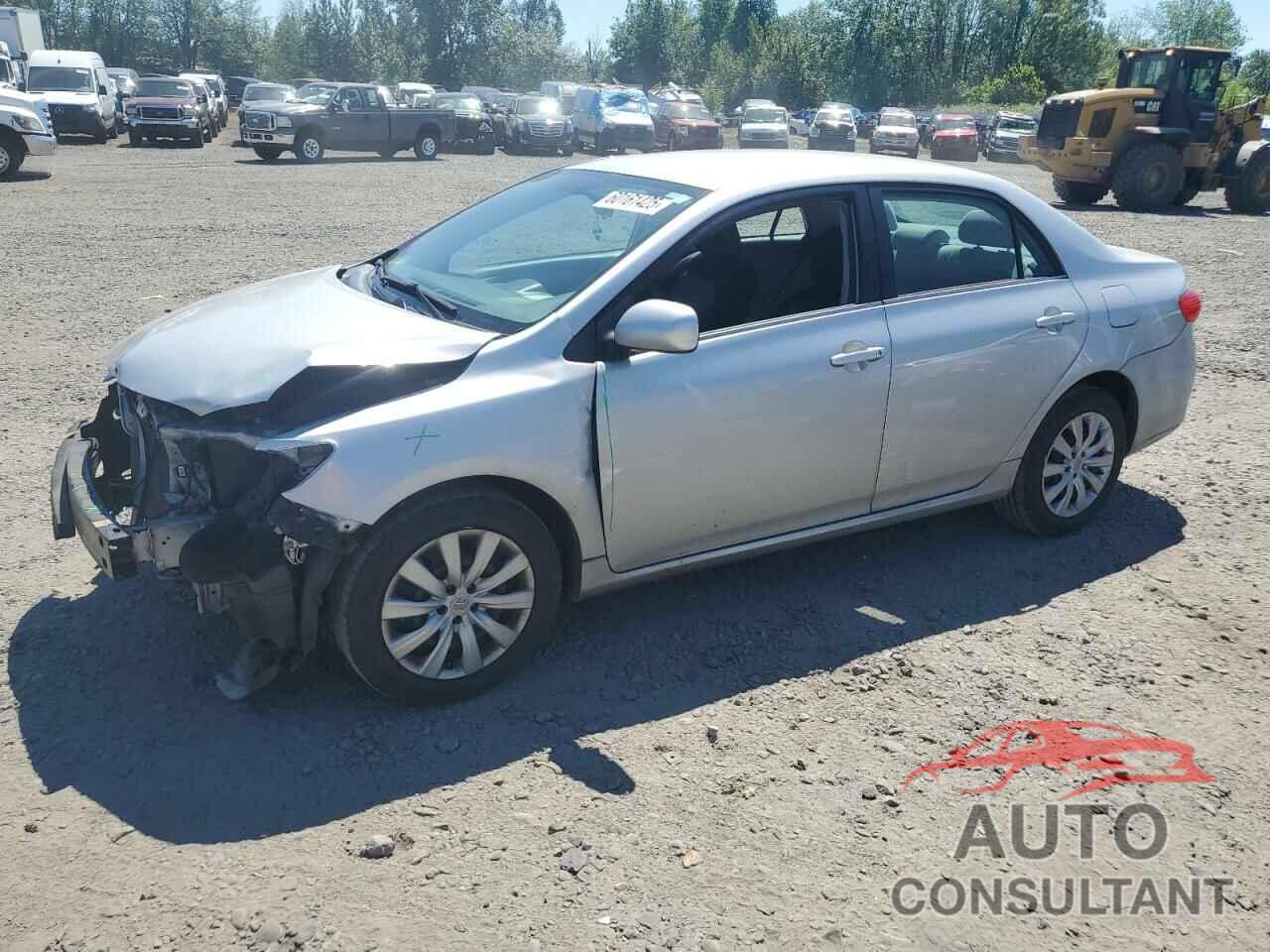TOYOTA COROLLA 2013 - 2T1BU4EE0DC032015