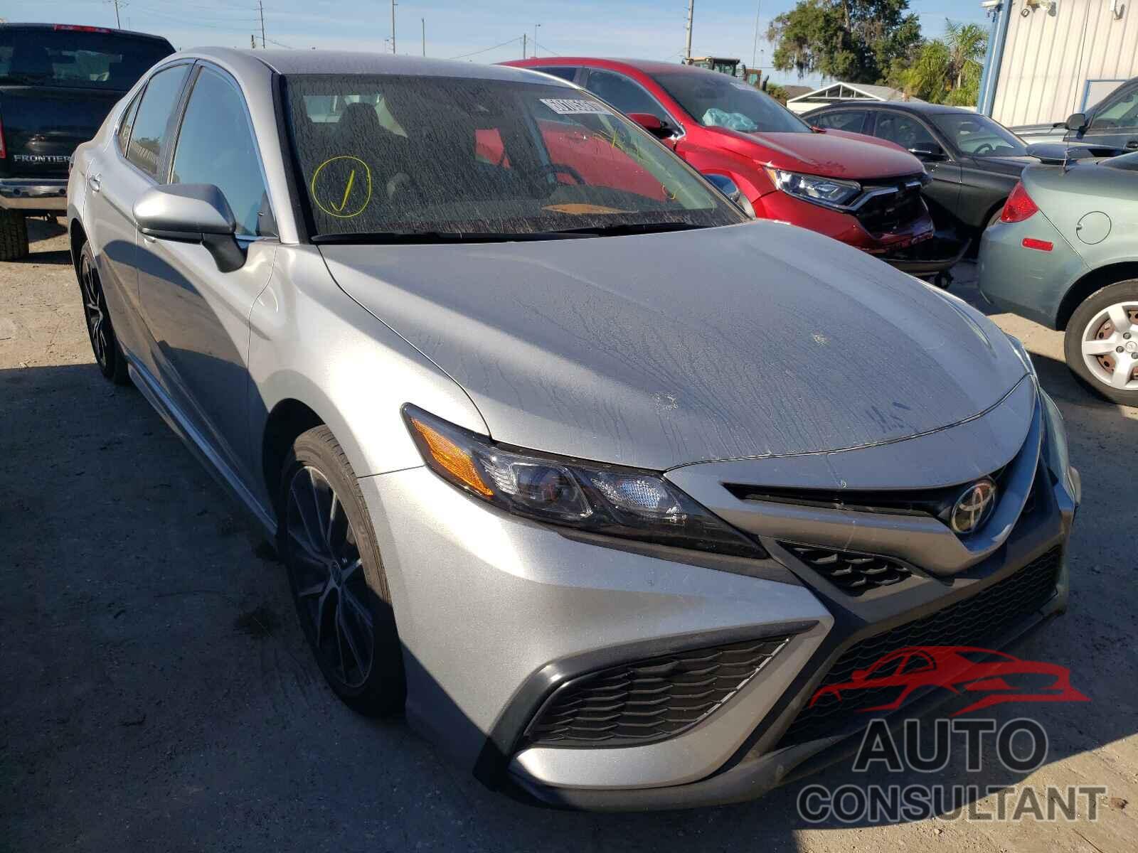 TOYOTA CAMRY 2021 - 4T1G11AK2MU420063